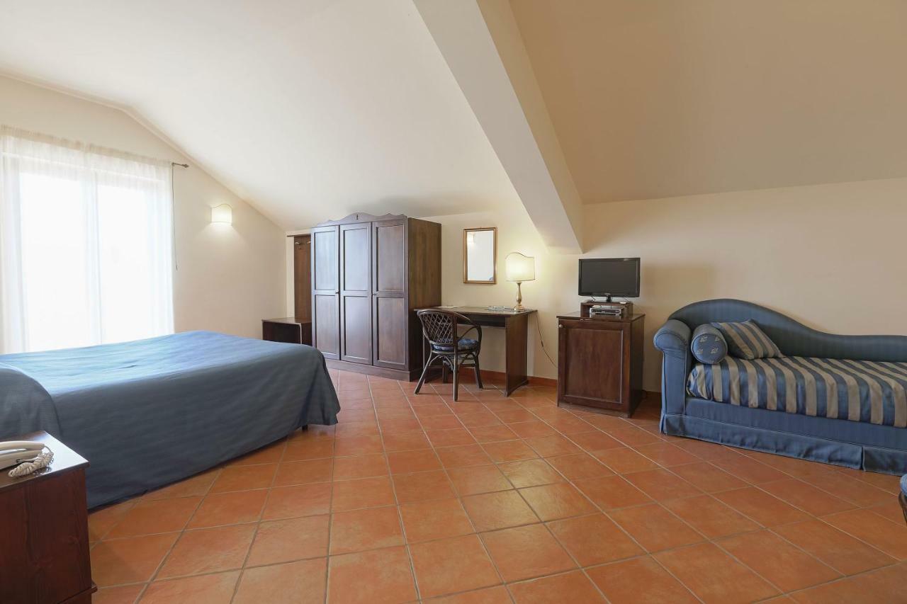Pigna D'Oro Country Hotel Santo Stefano Quisquina Exterior photo