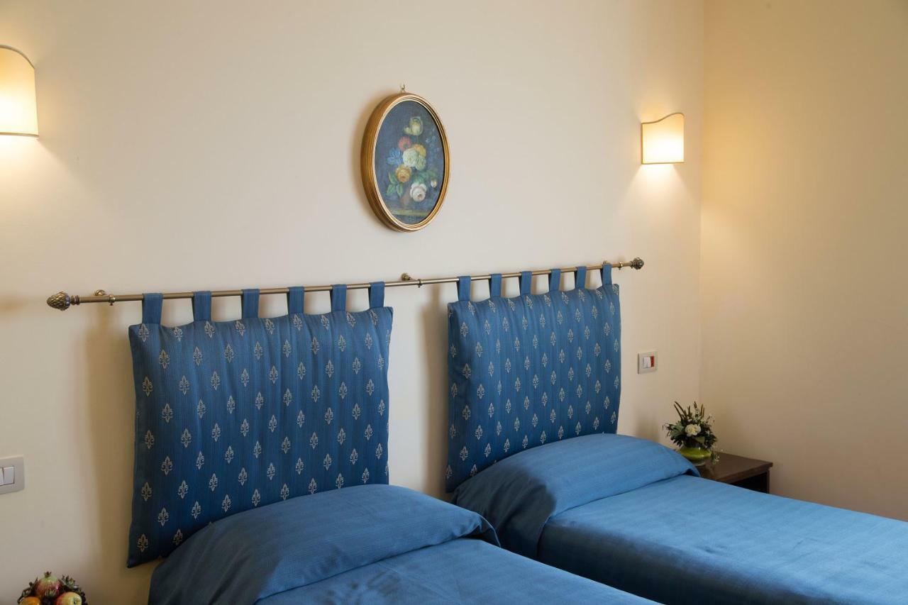 Pigna D'Oro Country Hotel Santo Stefano Quisquina Exterior photo