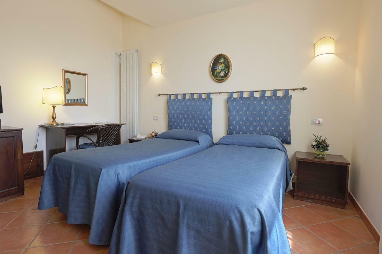 Pigna D'Oro Country Hotel Santo Stefano Quisquina Exterior photo