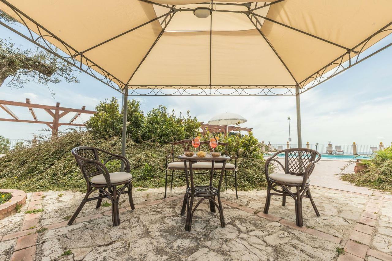 Pigna D'Oro Country Hotel Santo Stefano Quisquina Exterior photo